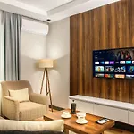 La Mia Otel